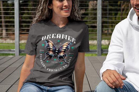 Women's Printed V-neck T-shirt